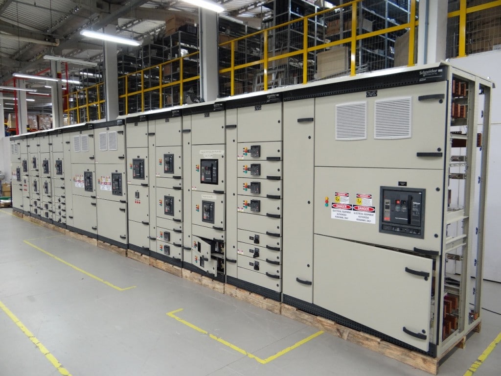 Painéis de Inspeção para Projetos de Média Tensão em Ambiente Industrial e Comercial